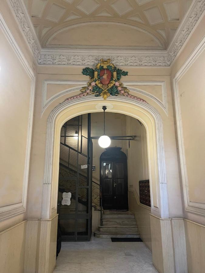 Blu Parthenope Suites Napoli Bagian luar foto