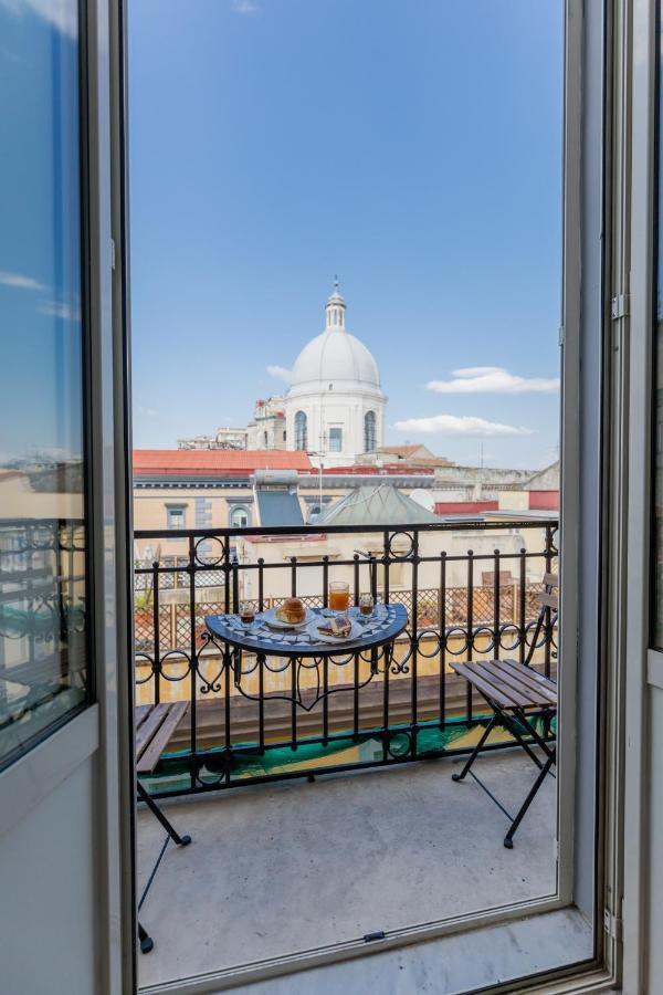 Blu Parthenope Suites Napoli Bagian luar foto