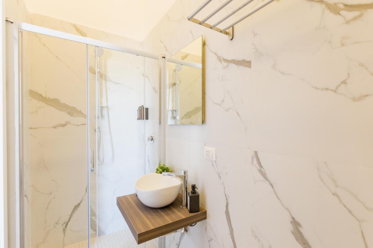 Blu Parthenope Suites Napoli Bagian luar foto