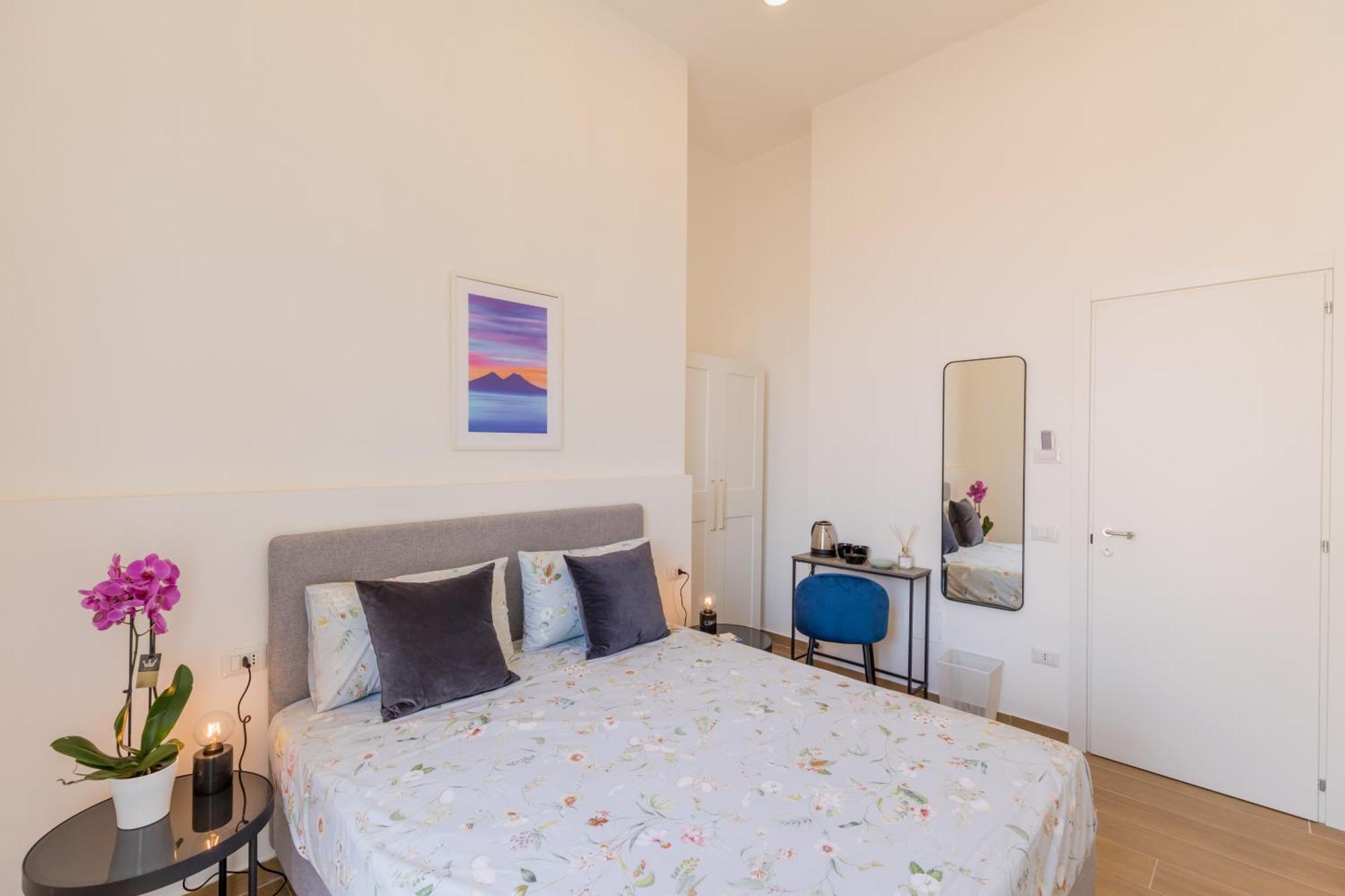 Blu Parthenope Suites Napoli Bagian luar foto