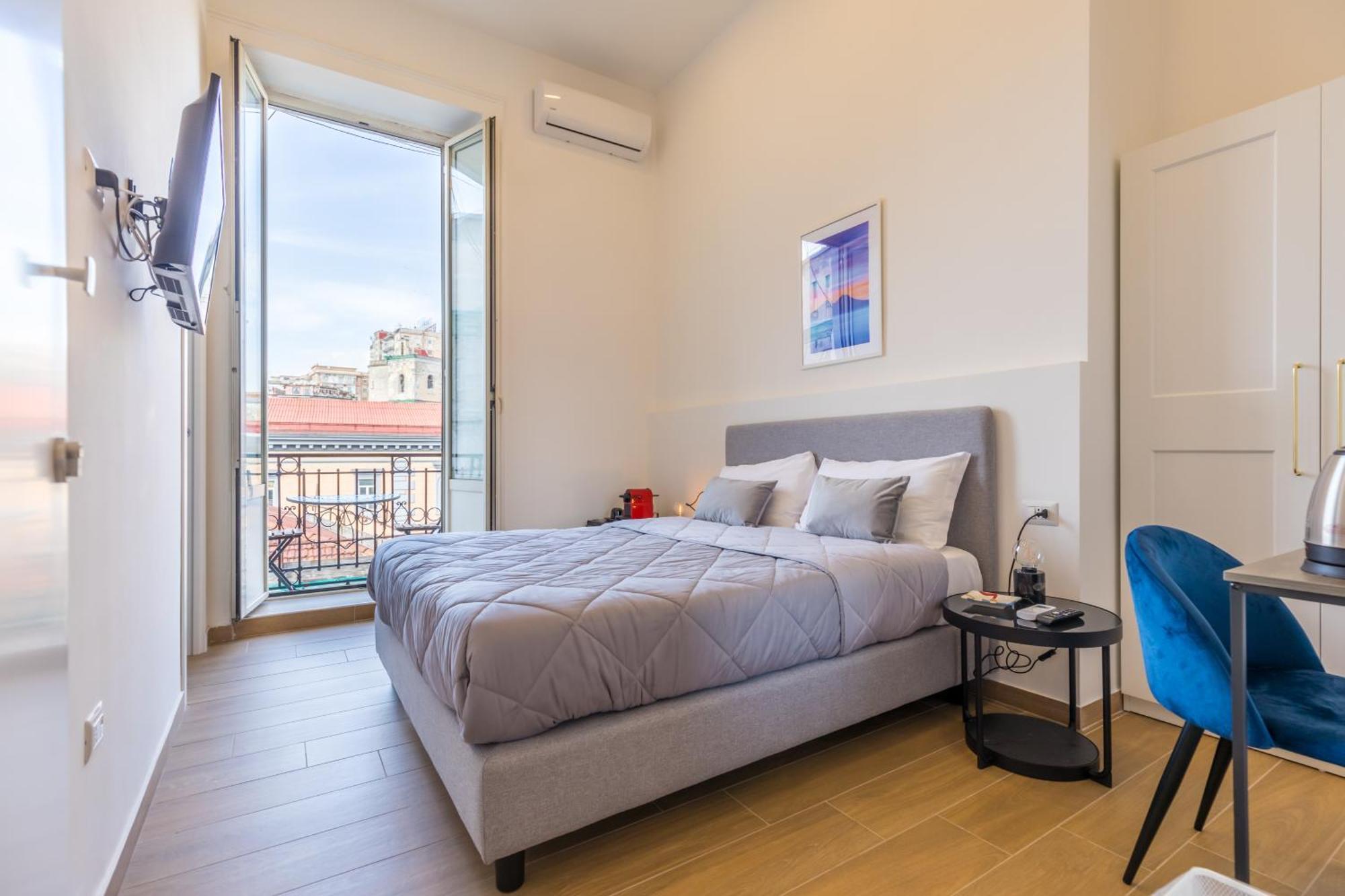 Blu Parthenope Suites Napoli Bagian luar foto
