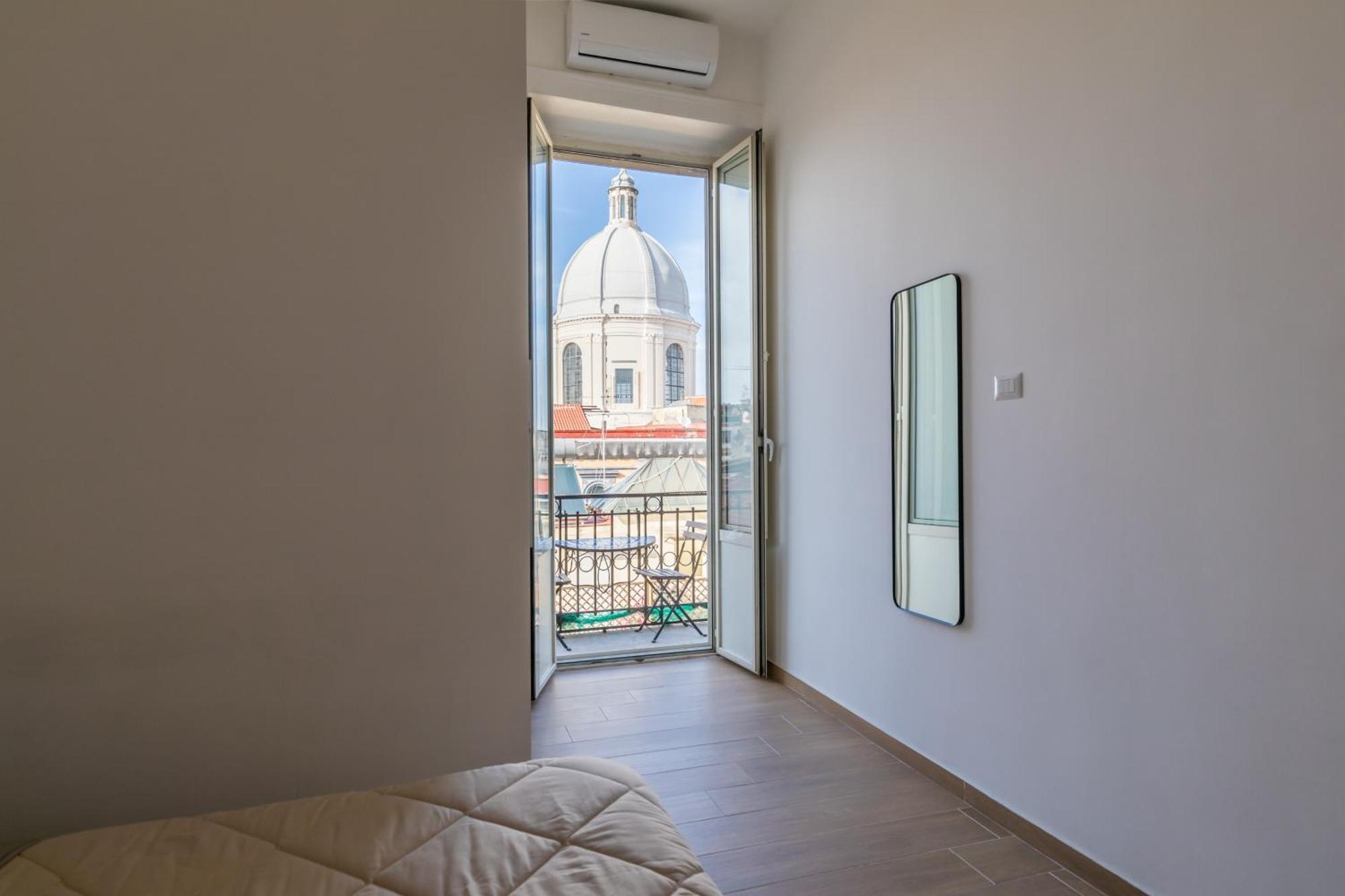 Blu Parthenope Suites Napoli Bagian luar foto