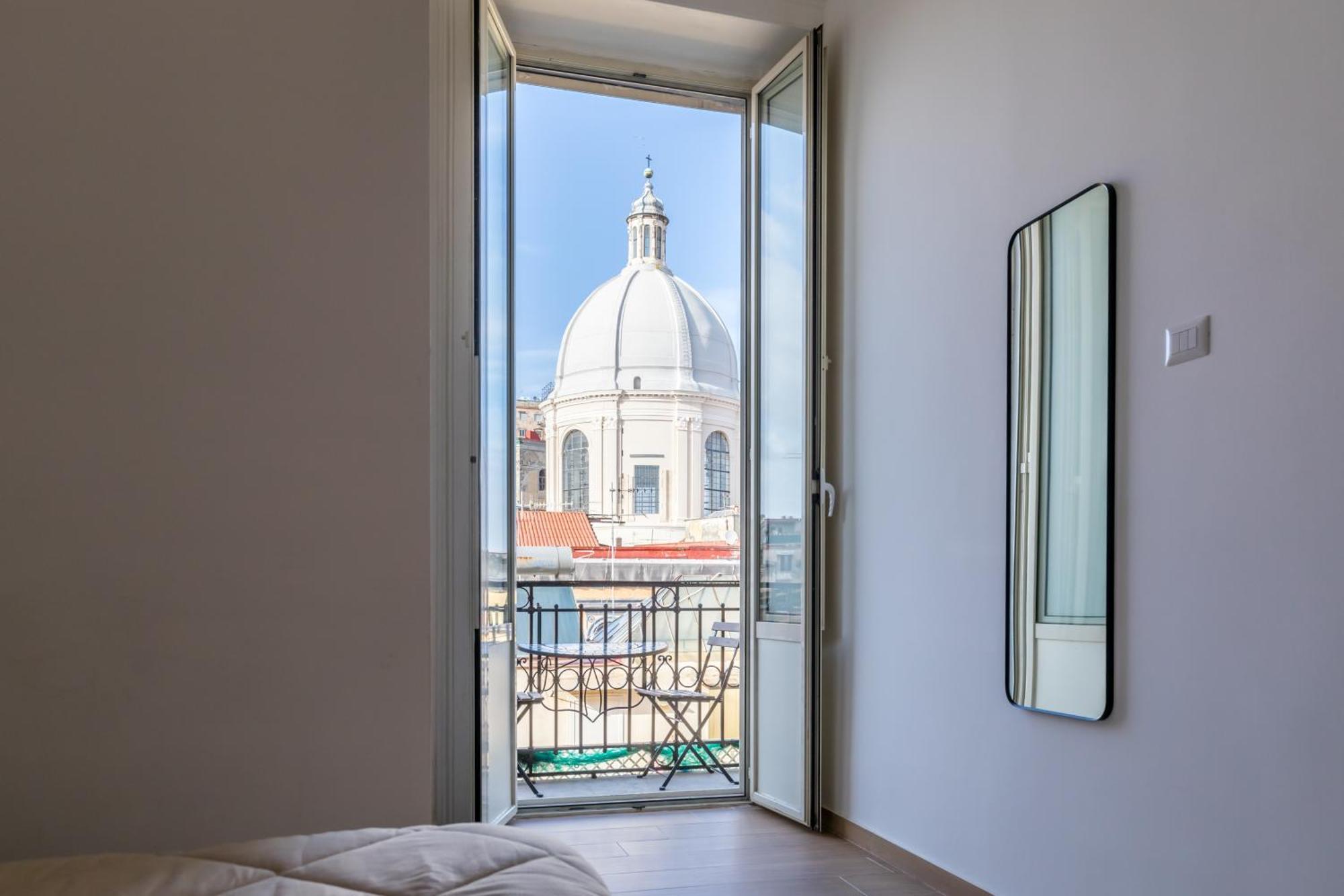 Blu Parthenope Suites Napoli Bagian luar foto