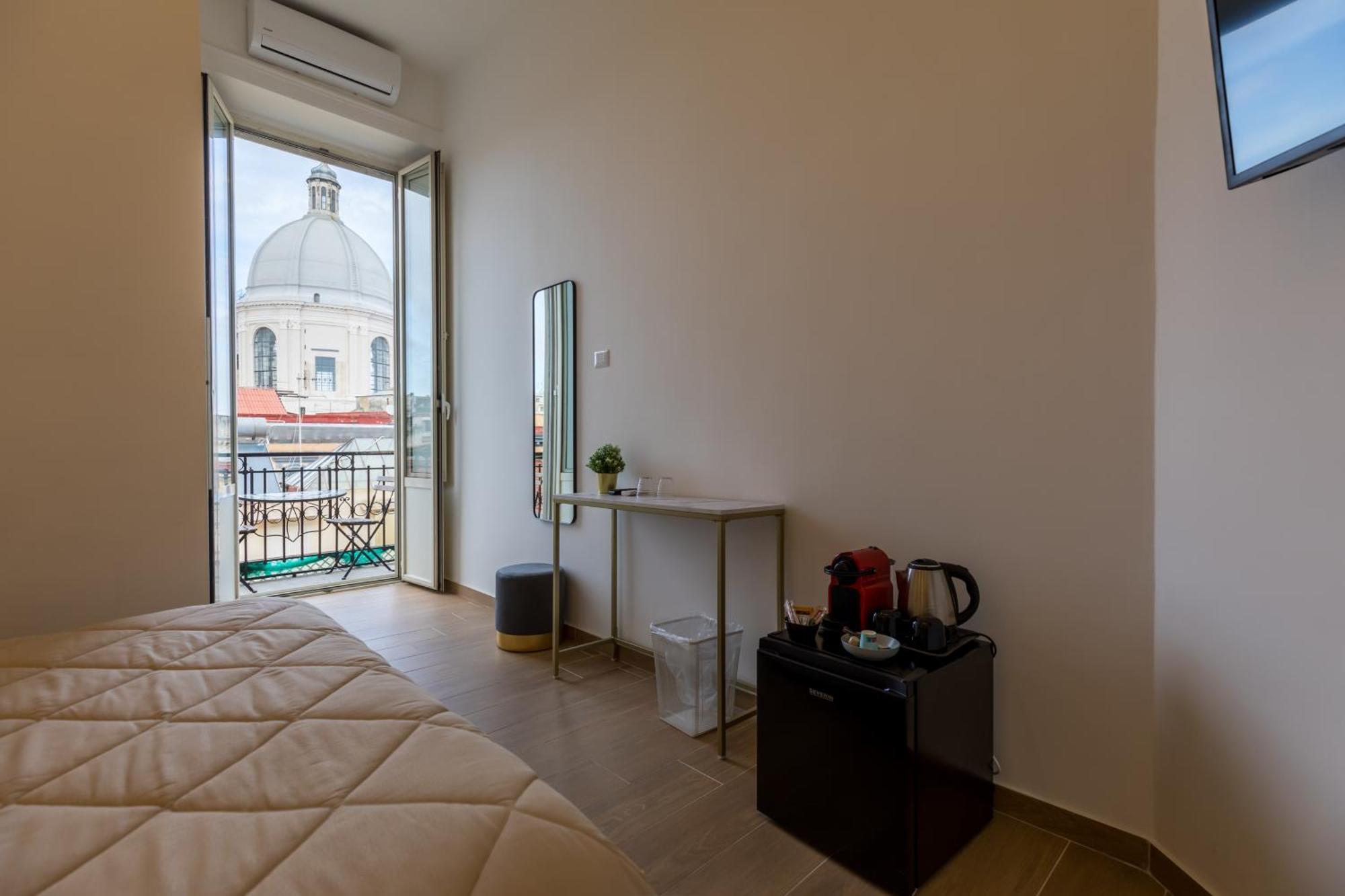 Blu Parthenope Suites Napoli Bagian luar foto
